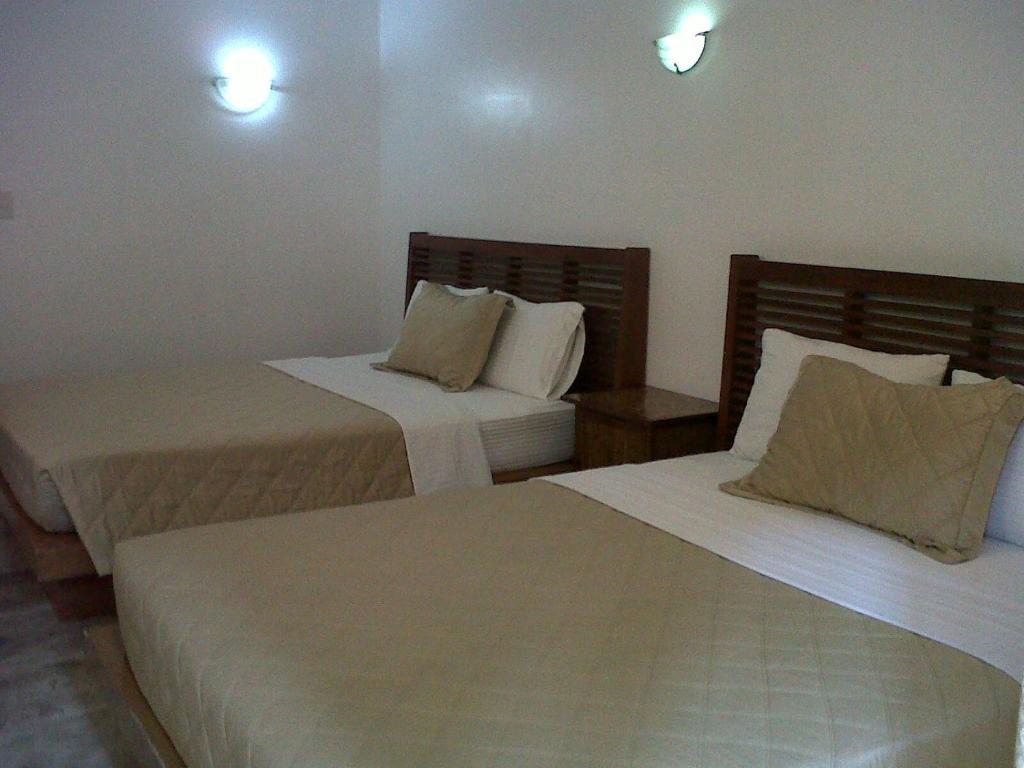 Beachcomber Resort Balabag  Kamer foto