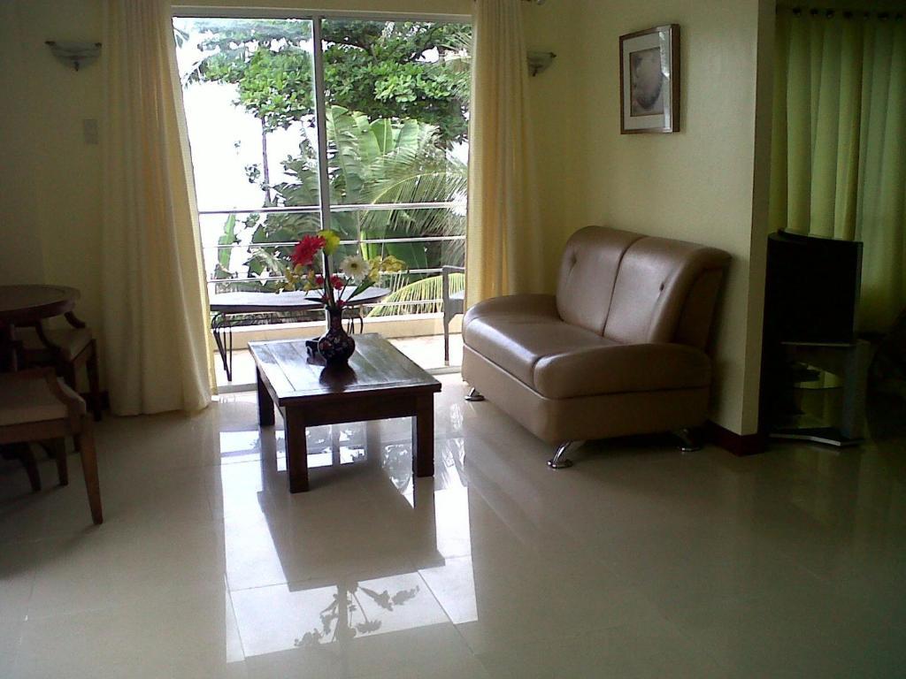 Beachcomber Resort Balabag  Kamer foto