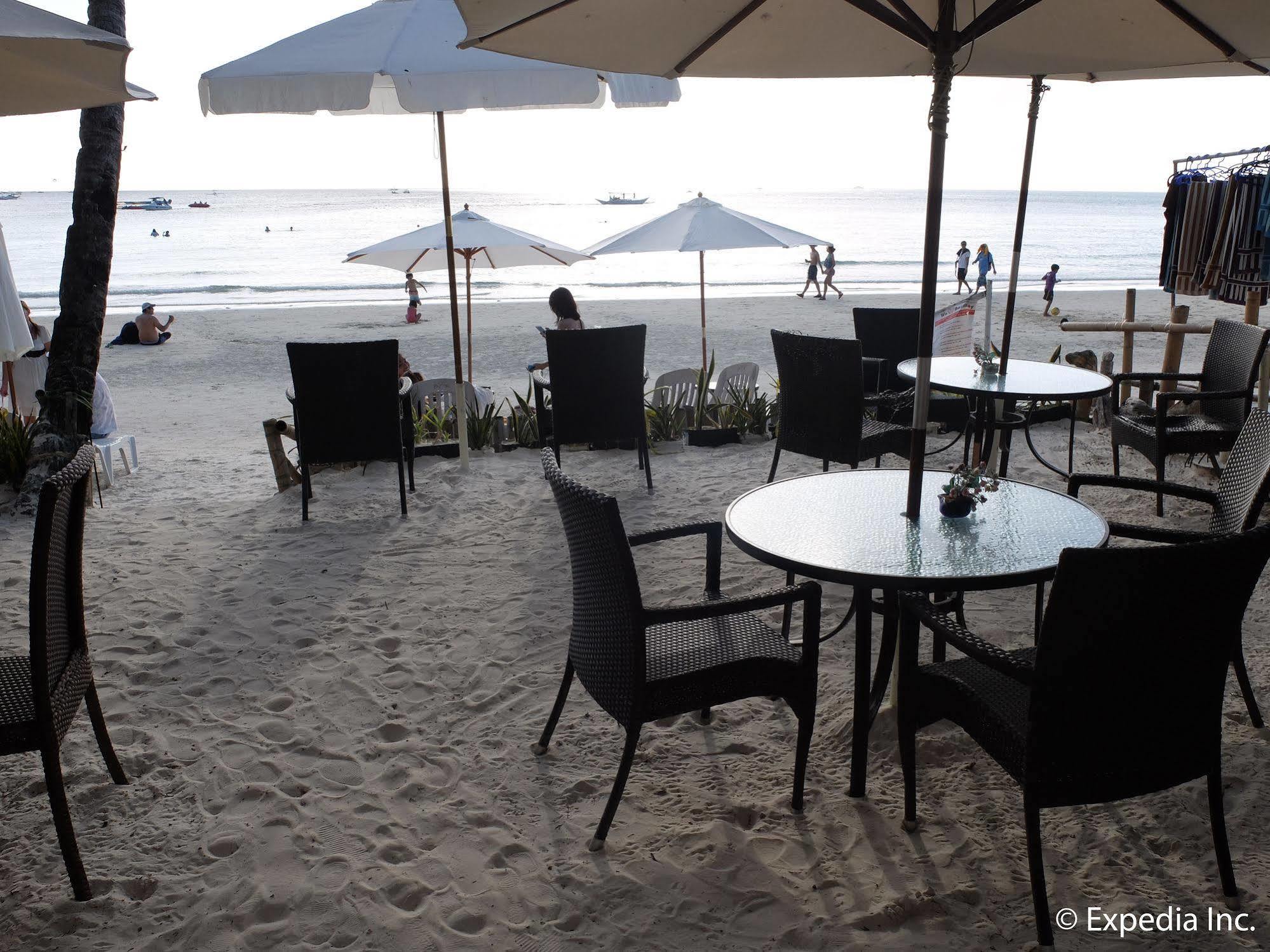 Beachcomber Resort Balabag  Buitenkant foto